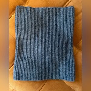 Aritzia Cashmere Ribbed Cowl Scarf in Charcoal Gray